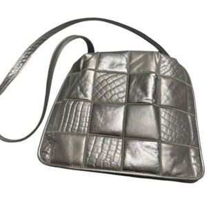 Vintage Y2K Silver Leather Patchwork Puff Drawstring Flap Bag by Park Ave Int.